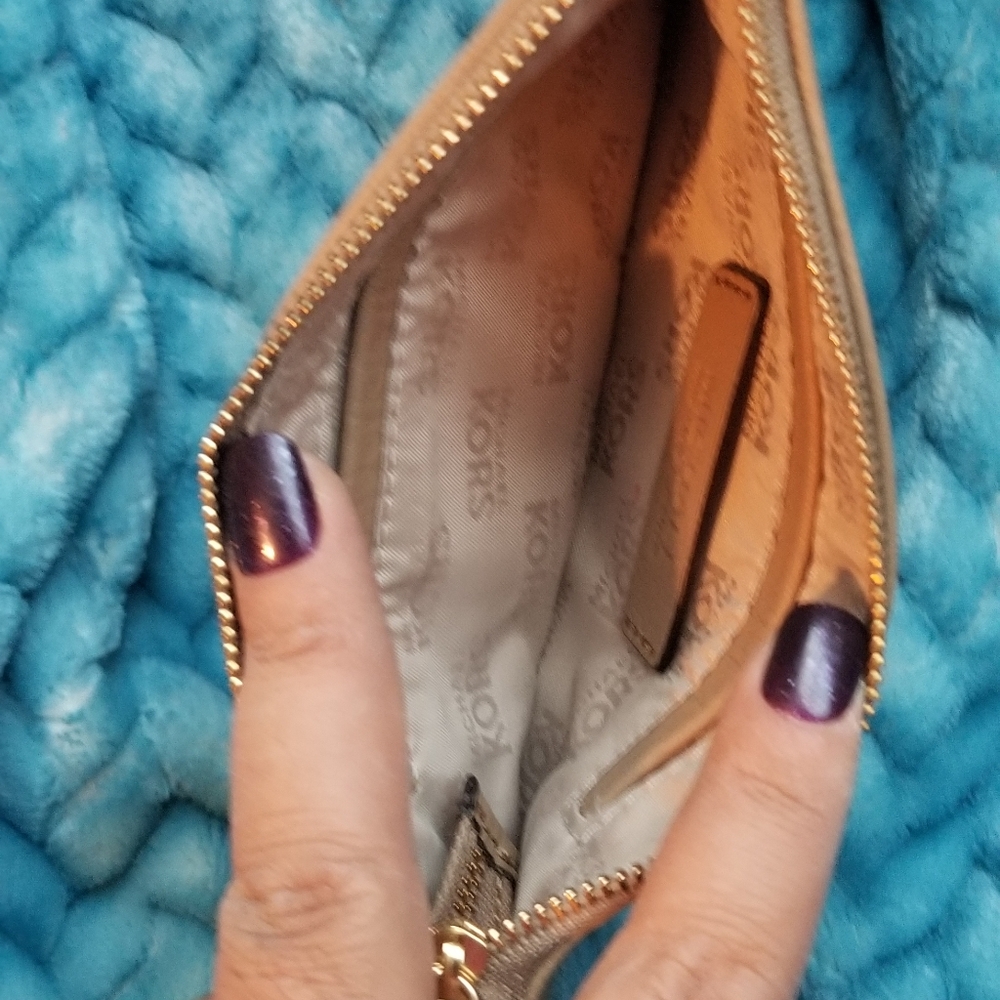 Michael Kors wristlet